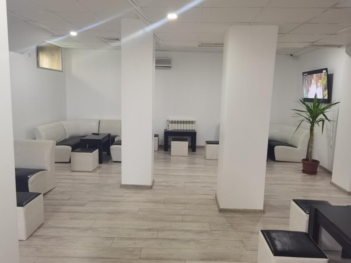 Hotel Oazis هاسكوفو المظهر الخارجي الصورة